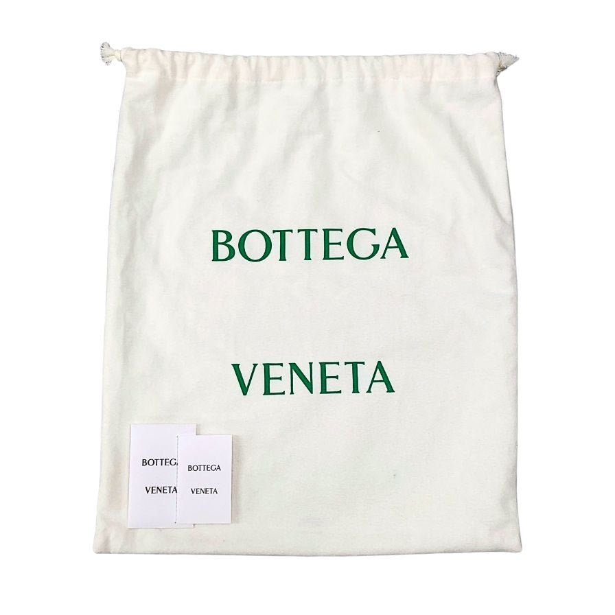 ボッテガヴェネタ ショルダーバッグ マキシイントレチャート レザー クロスボディ グレー メンズ BOTTEGA VENETA【AFE6】