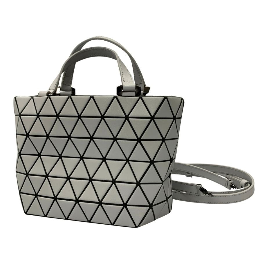 バオバオ イッセイミヤケ スモールハンドバッグ クリスタルマット BB58 AG313 ペールグレー レディース BAOBAO ISSEI MIYAKE【AFE12】