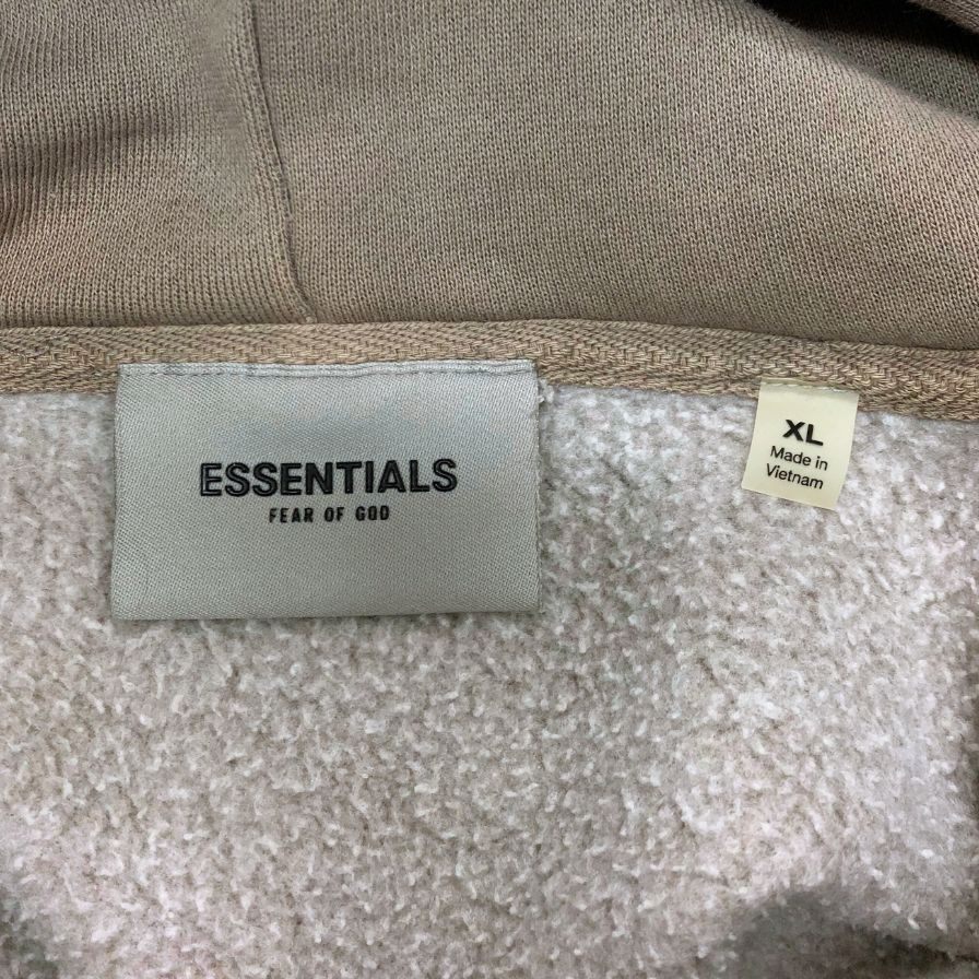美品◆フィアオブゴッド エッセンシャルズ フロントロゴパーカー 裏起毛 メンズ サイズXL ブラウン系 Fear of God ESSENTIALS 【AFB19】