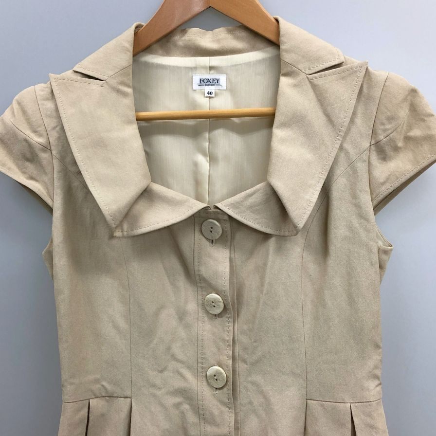 美品◆フォクシー ワンピース シルク ブレンド プルオーバー 膝丈 フレア 半袖 22181 ベージュ レディース サイズ40 FOXEY 【AFB23】