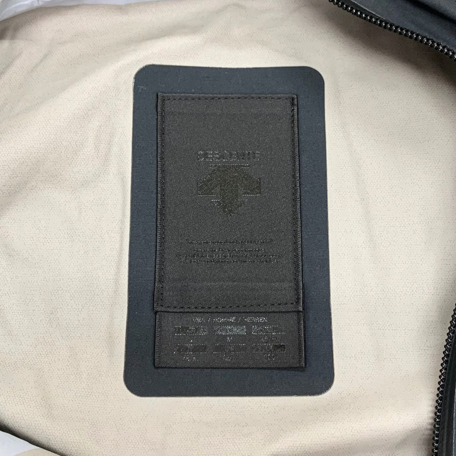 新品同様◆デサントオルテライン アノラックパーカー SCHEMATECH SHIELD PARAHEM ブラック メンズ サイズL DESCENTE ALLTERRAIN 【AFB27】