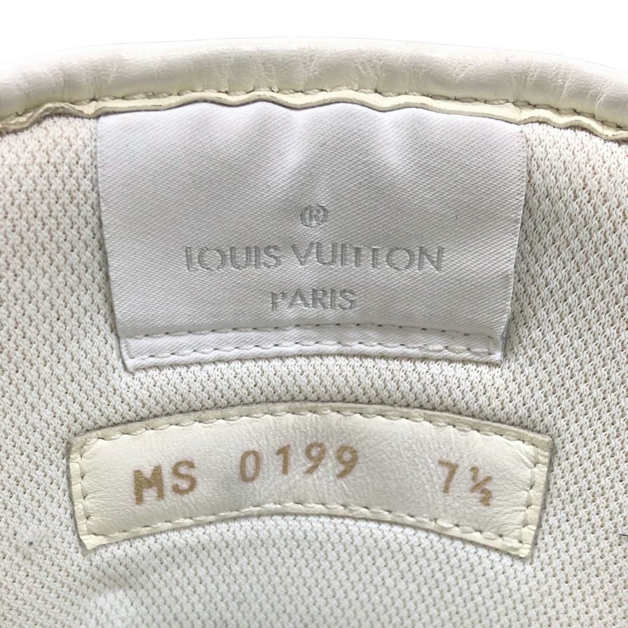 ルイ ヴィトン メンズ レザーハイカット スニーカー リヴォリ ライン エンボス モノグラム MS0199 サイズ7 1/2 ホワイト LOUIS VUITTON 約25.5cm【AFC4】