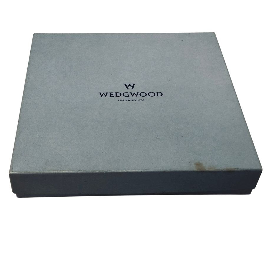 ウェッジウッド 大判プレート 大皿 ワイルドストロベリー 27cmI ボーンチャイナ 総柄 WEDGWOOD【AFI28】【中古】