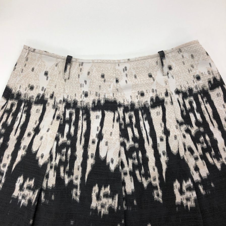 マックスマーラ ウィークエンドライン スカート 総柄 デザイン フレア 膝丈 ブラック ホワイト レディース サイズ40 Max Mara WEEKEND LINE【AFB25】