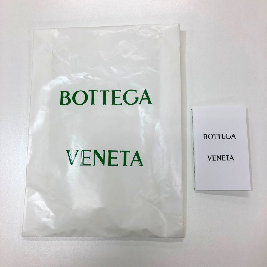 ボッテガヴェネタ iPhoneケース iPhone15Pro ラバー イントレチャート グリーン系 BOTTEGA VENETA【AFI10】【中古】