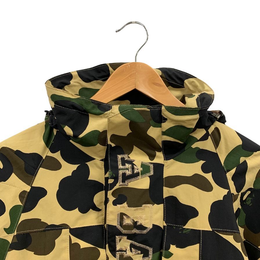 美品◆ア ベイシング エイプ ジャケット スノーボード型 迷彩柄 サイズL メンズ A BATHING APE 【AFB16】