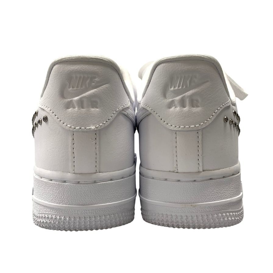 ナイキ エアフォース1 ロウ 07 FQ8887-100 シルバースタッズ ホワイト レディース サイズ23cm Nike Air Force 1 Low 07 White Chrome 約23.0cm【AFD14】