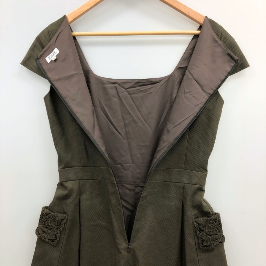 美品◆フォクシー ブティック 膝下ワンピース ダークオリーブ 40サイズ FOXEY BOUTIQUE 【AFB42】