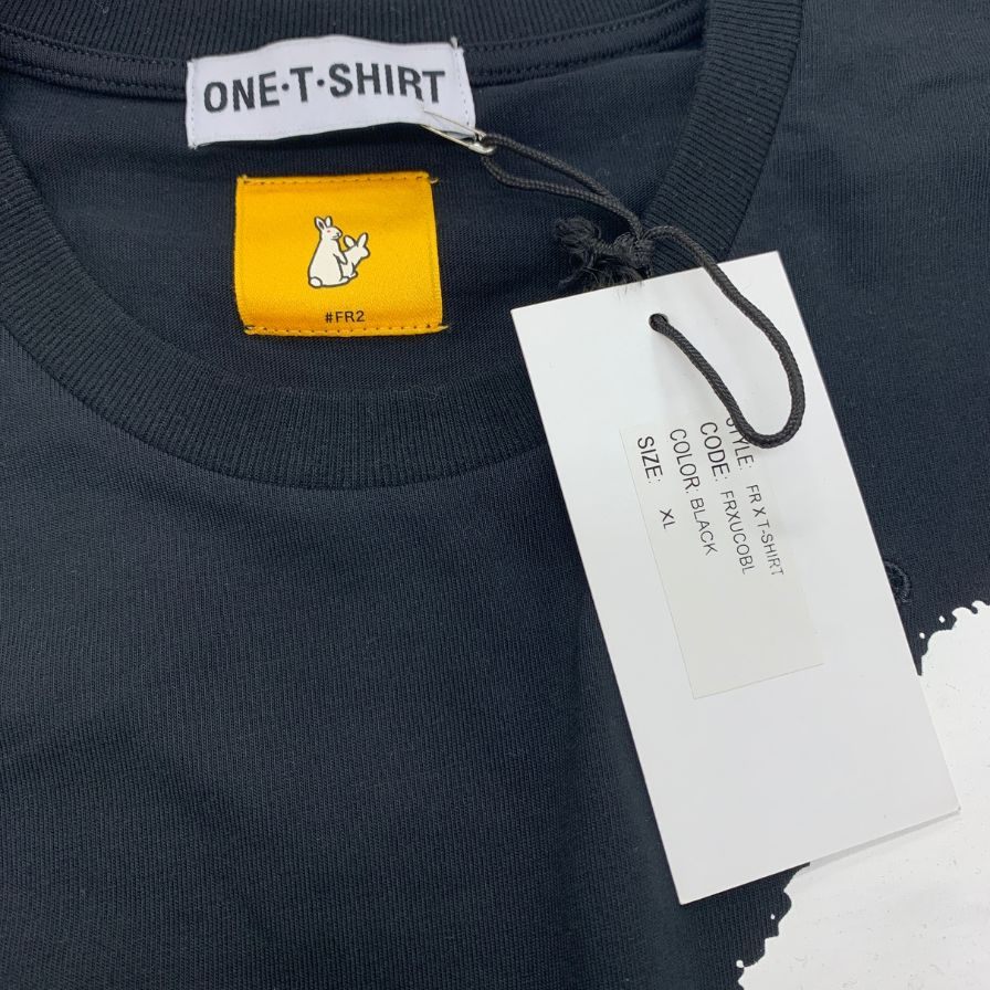 新品同様◆エフアールツー Tシャツ 半袖 プリント ロゴ ブラック メンズ サイズXL FR2 ONE・T・SHIRT 【AFB9】