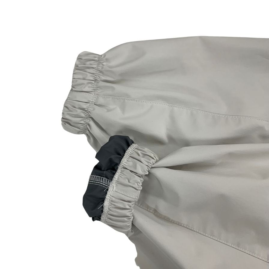 極美品◆ナイキ ウインドブレーカー ストーム フィット レディース サイズ XS ホワイト NIKE STORM-FIT 【AFB38】