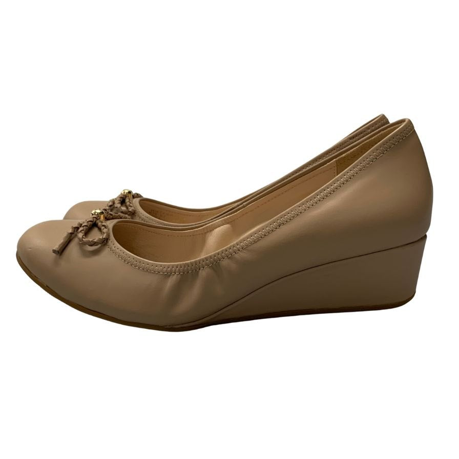 未使用◆コールハーン パンプス タリ グランド ボウ ウェッジ40 W03007 レザー ベージュ レディース サイズ7B COLE HAAN TALI GRAND LAC WEG40【AFD14】