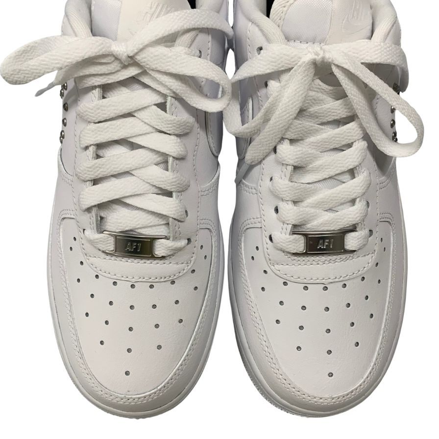 ナイキ エアフォース1 ロウ 07 FQ8887-100 シルバースタッズ ホワイト レディース サイズ23cm Nike Air Force 1 Low 07 White Chrome 約23.0cm【AFD14】