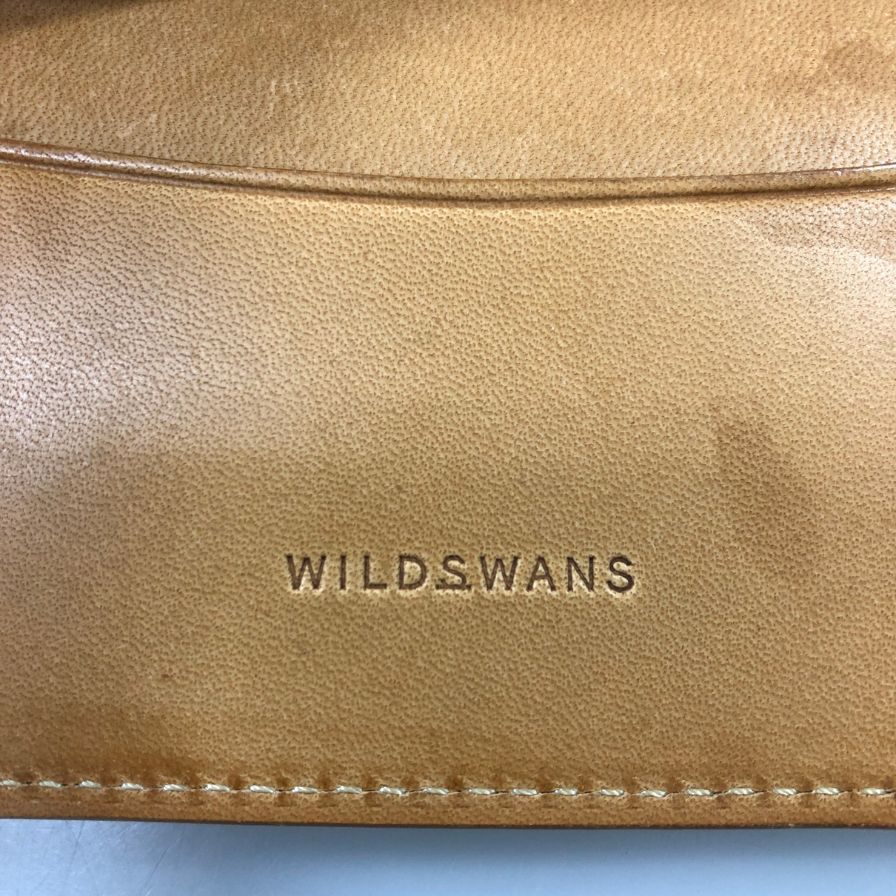 ワイルドスワンズ カードケース 三つ折り レザー ベージュ系 WILDSWANS【AFB55】