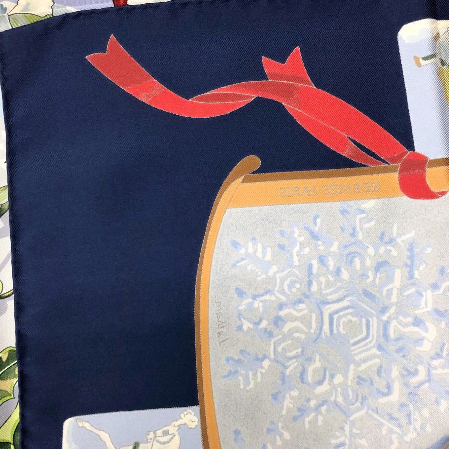 エルメス カレ90 neige d antan 去年の雪 ネイビー レディース HERMES【AFI13】