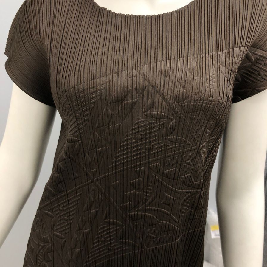 極美品◆プリーツプリーズ ノースリーブワンピース エンボス柄 ブラウン サイズ3 PP21-JT615 PLEATS PLEASE ISSEY MIYAKE 【AFB10】