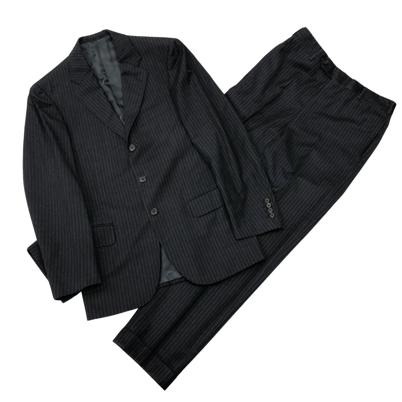 Belvest ベルベスト　春夏秋3シーズン対応　黒ストライプスーツ　44 Belvest ベルベスト 春夏用 黒ストライプスーツ 44