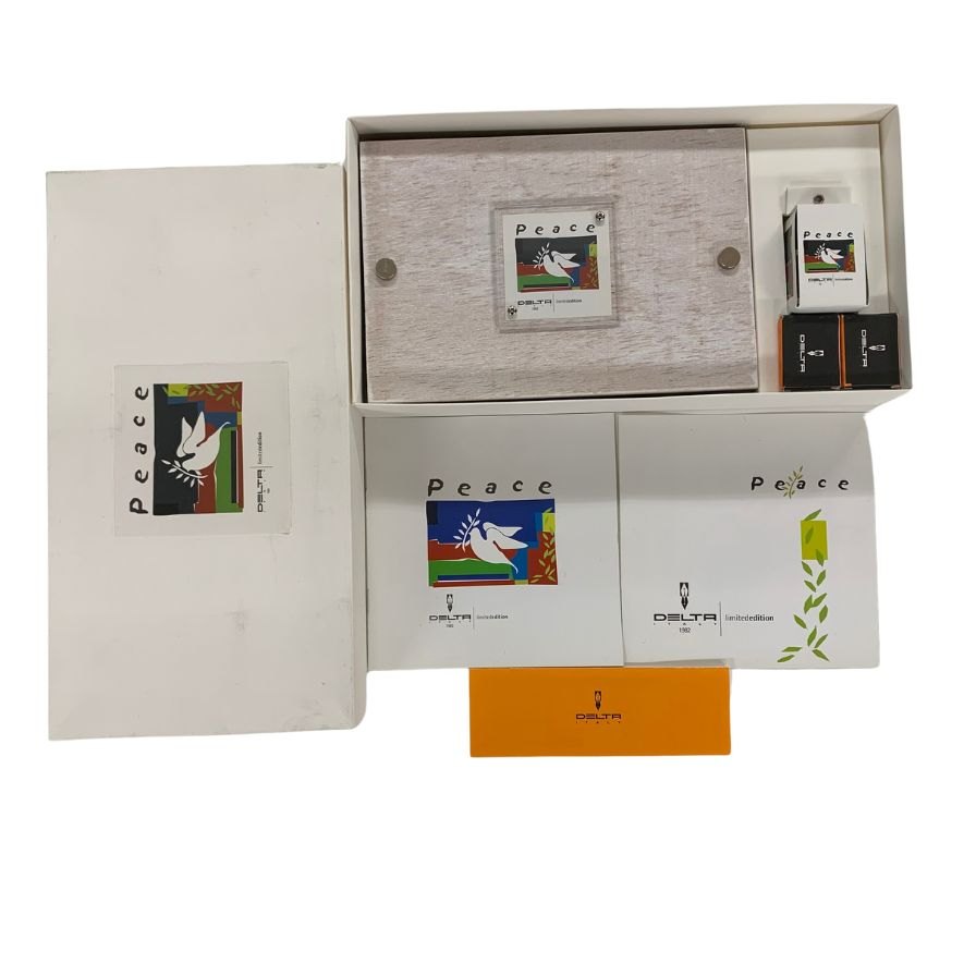 デルタ 万年筆 Peace限定版 ペン先18K-750 1994本限定 ホワイト DELTA【AFI12】