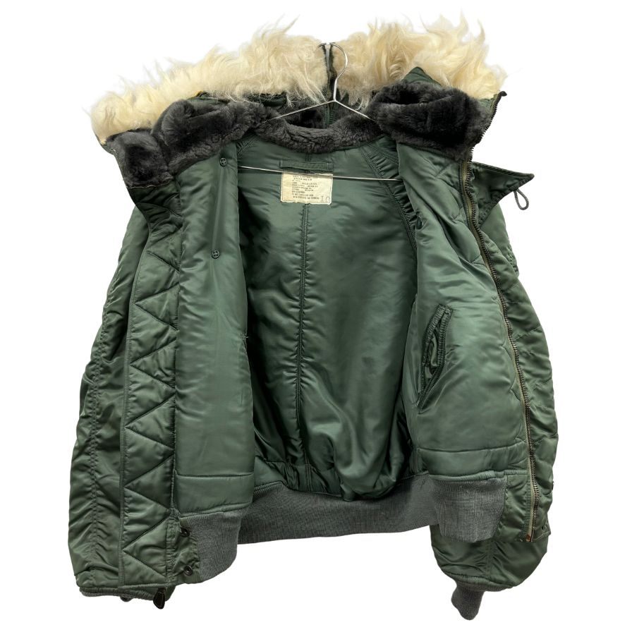 中古◆アメリカ空軍 フライトジャケット N-2B 75年 8415-00-118-7574 メンズ カーキ サイズLARGE USAF 【AFB36】