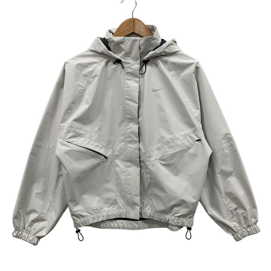 極美品◆ナイキ ウインドブレーカー ストーム フィット レディース サイズ XS ホワイト NIKE STORM-FIT 【AFB38】