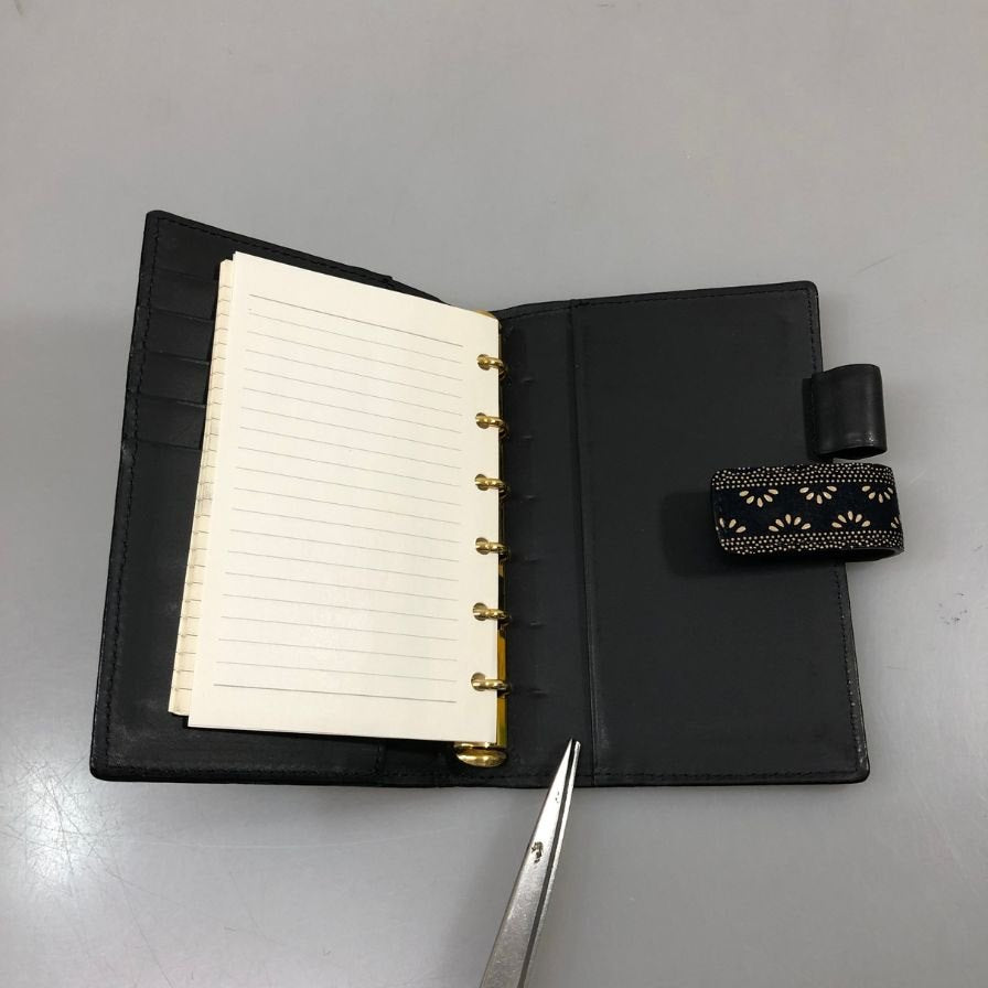 印傳屋 手帳カバー システム手帳 6穴 ネイビー系 総柄 INDEN-YA【AFI27】【中古】