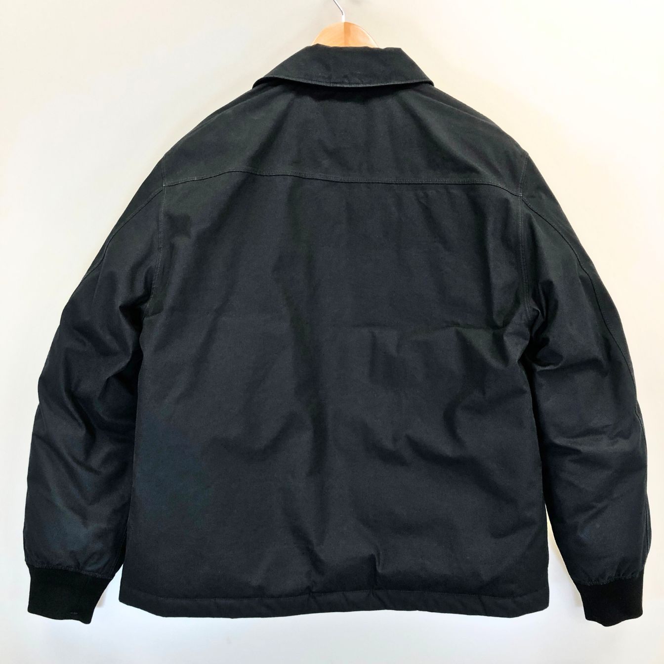 美品◆ストーンアイランド ゴースト ダウンジャケット ブラック メンズ サイズM Stone Island 【AFA3】