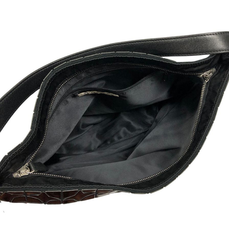プリーツプリーズ イッセイミヤケ ショルダーバッグ バオバオ エナメル レディース PLEATS PLEASE ISSEY MIYAKE【AFE9】