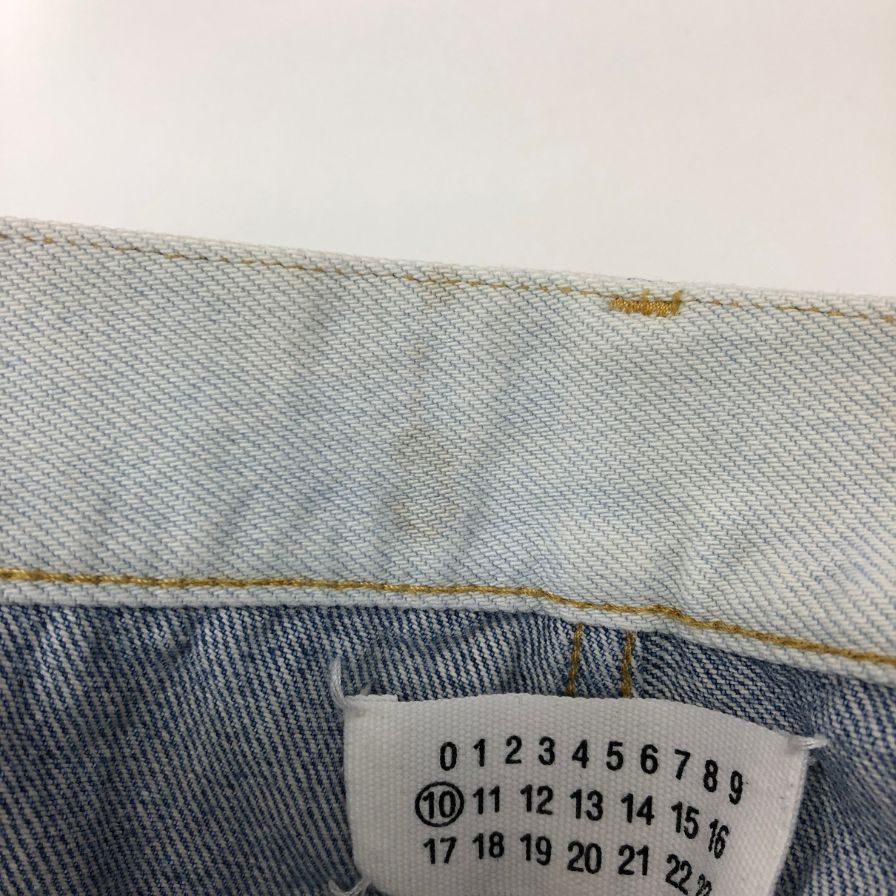 メゾン マルジェラ デニムパンツ 再構築 ストレート 19年製 S50LA0117 インディゴブルー サイズ28 メンズ Maison Margiela 【AFB19】