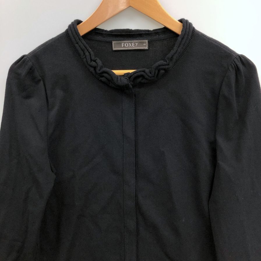 美品◆フォクシー フリルディティール 七分袖 ニットカーディガン 40サイズ ブラック レディース 27957-KAJFA160TM FOXEY 【AFB35】