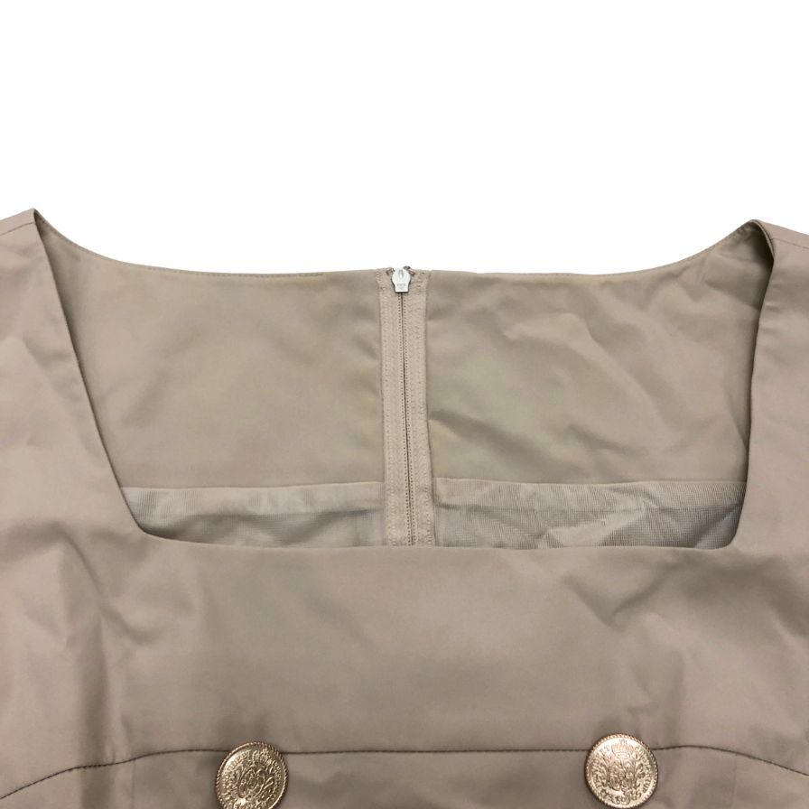 美品◆フォクシー ニューヨーク ノースリーブ 膝丈ワンピース アイボリー 40サイズ 28694-NAOFF409P FOXEY NEWYORK 【AFB24】