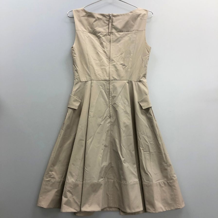 美品◆フォクシー ニューヨーク ノースリーブ 膝丈ワンピース アイボリー 40サイズ 28694-NAOFF409P FOXEY NEWYORK 【AFB24】