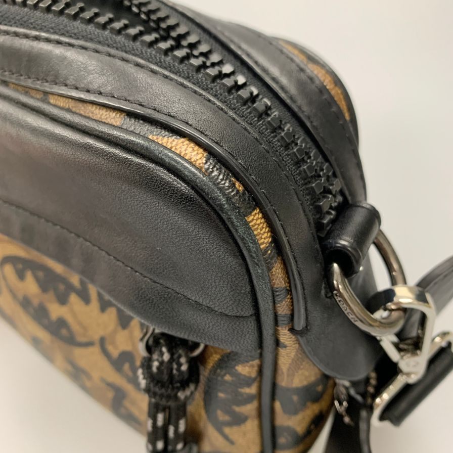 コーチ×ガンユー ショルダーバッグ 2526 レザー ジップ ユニセックス ブラウン COACH guang yu【AFE6】