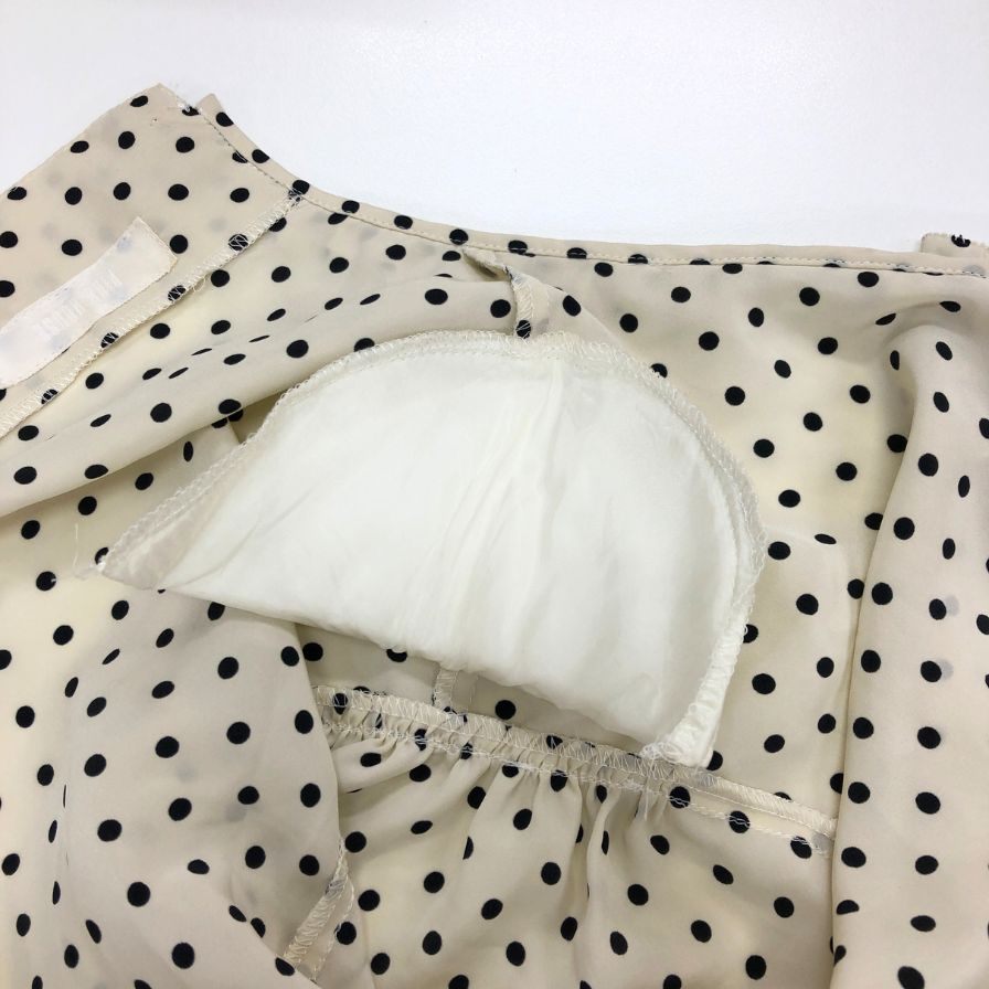 美品◆ピンクハウス カットソー 半袖 ポリエステル ドット 総柄 水玉 アイボリー サイズ表記無し PINKHOUSE 【AFB30】