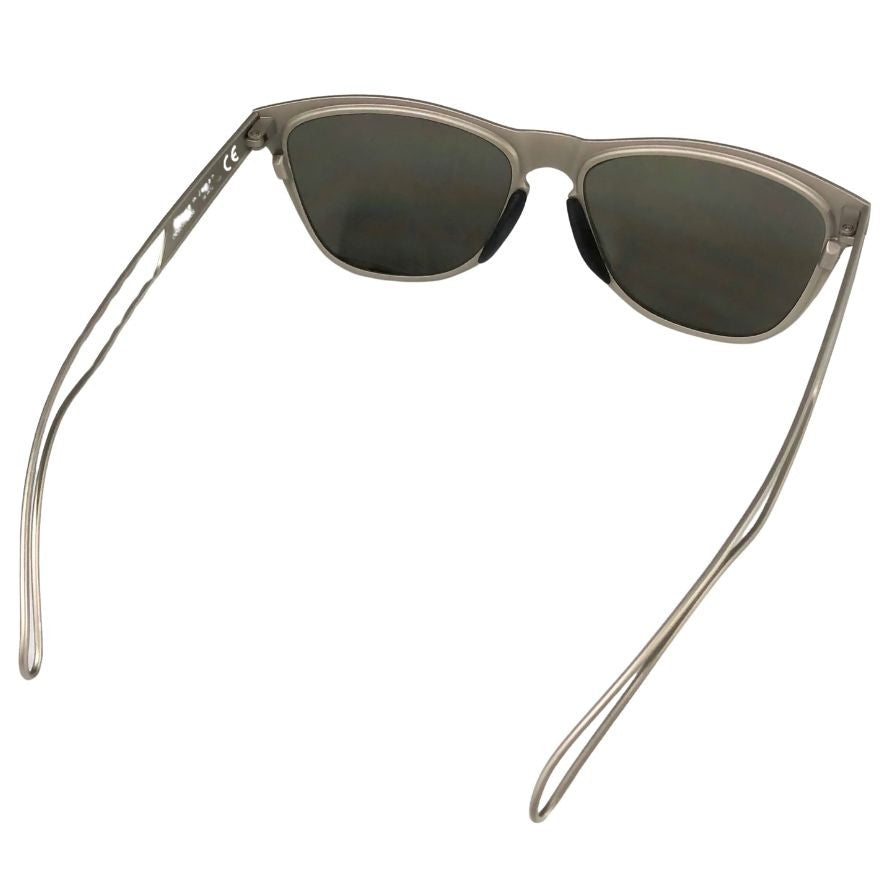 オークリー サングラス フロッグスキン チタン 0OO6044 0156 シルバー Oakley【AFI18-3】