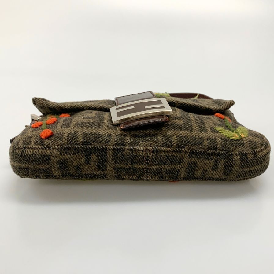 フェンディ ズッカ マンマバケット ウール ショルダーバッグ 花柄刺繍 グリーン系 FENDI【AFE9】
