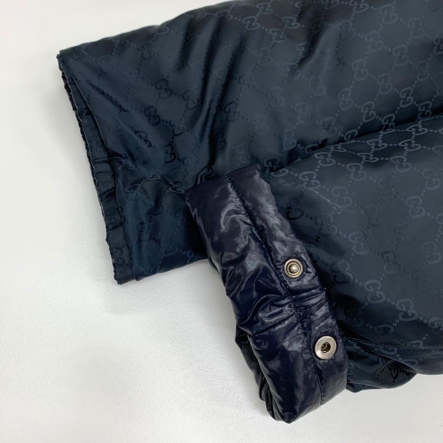 中古◆グッチ ダウンジャケット ナイロン GG柄 リバーシブル メンズ ネイビー サイズ50 GUCCI 【AFF24】