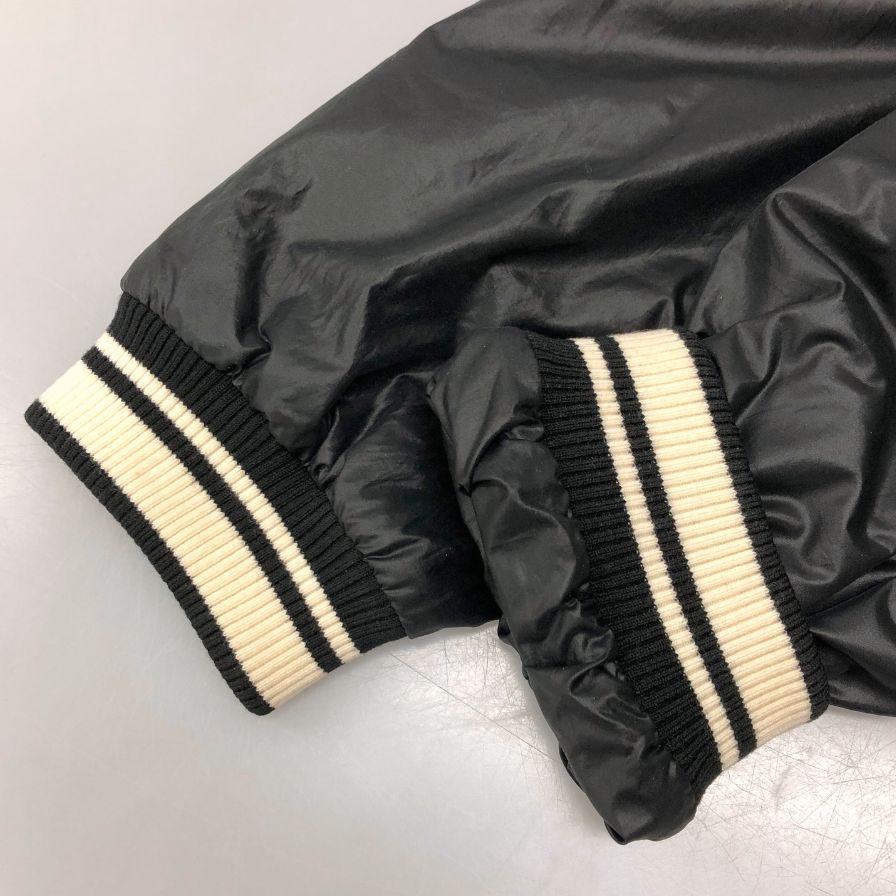 美品◆ドルチェ&ガッバーナ ナイロンブルゾン ロゴワッペン ブラック レディース サイズ42 DOLCE & GABBANA 【AFB13】