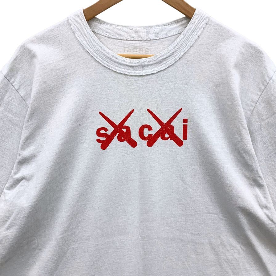 中古◆サカイ×カウズ ロゴプリント Tシャツ 21-0288S メンズ サイズ4 ホワイト sacai×kaws 【AFB15】