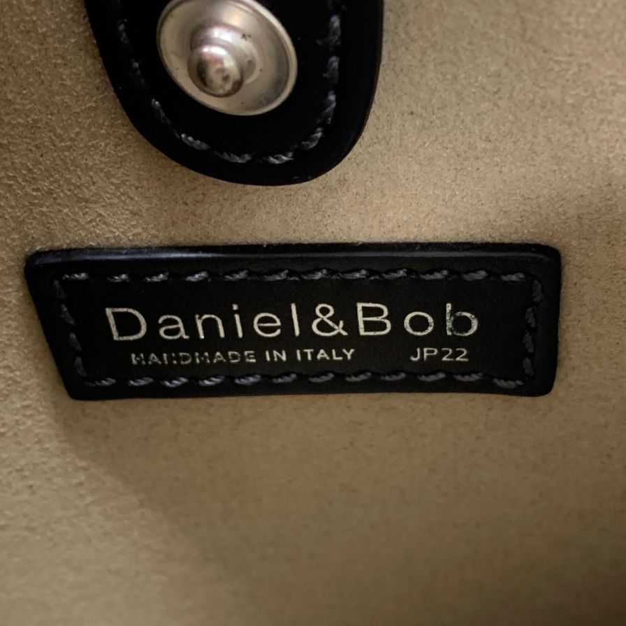 ダニエル&ボブ ミニショルダーバッグ レザー ブラック メンズ Daniel&Bob【AFE11】