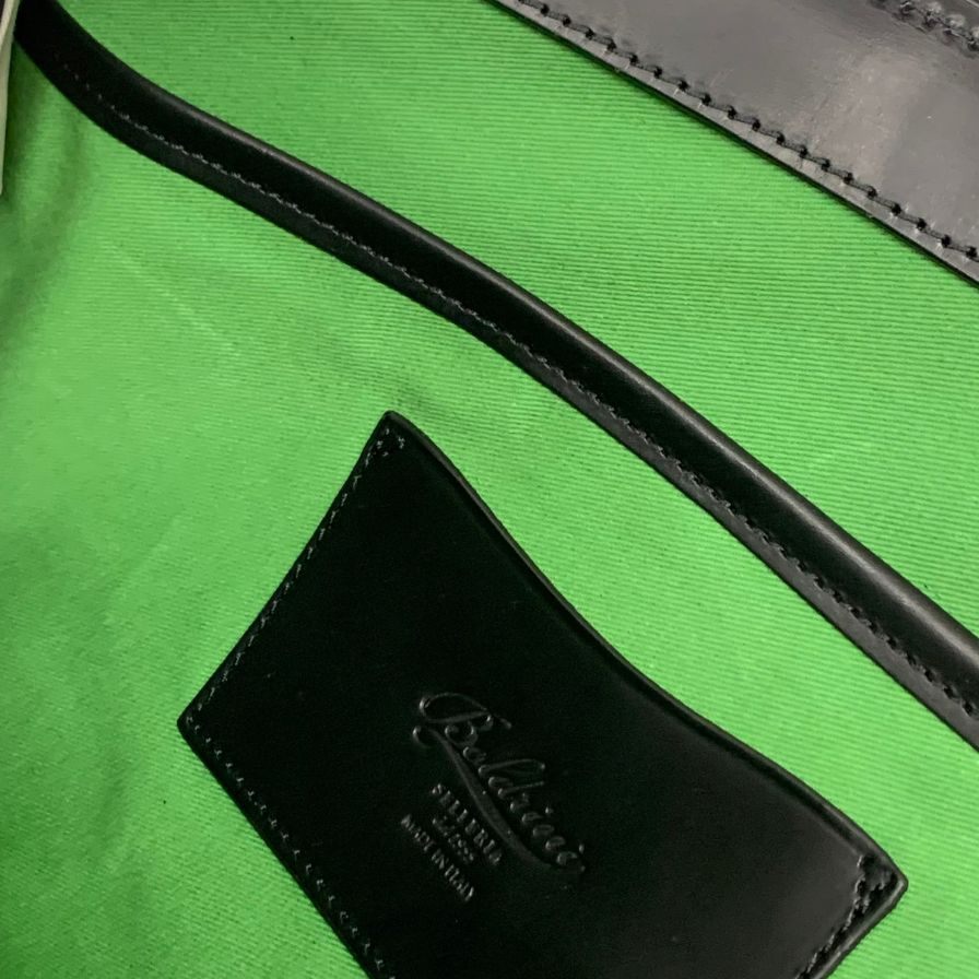 ブリオーニ クラッチバッグ レザー セカンド 鞄 手持ち ブラック グリーン Brioni【AFE10】