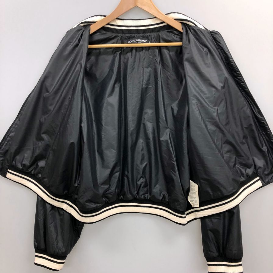 美品◆ドルチェ&ガッバーナ ナイロンブルゾン ロゴワッペン ブラック レディース サイズ42 DOLCE & GABBANA 【AFB13】