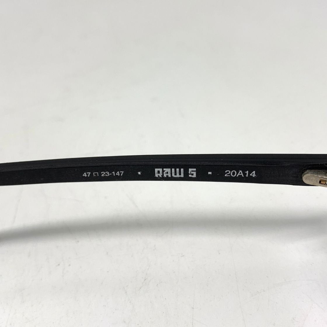 アンバレンタイン メガネ カッティングデザイン RAW5 ブラック 47□23-147 20A14 ANNE&VALENTIN【AFI10】