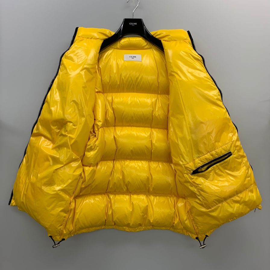新品同様◆セリーヌ バイ エディスリマン ロゴプリント ダウンジャケット 2W738595K イエロー サイズ46 メンズ CELINE 【AFF19】