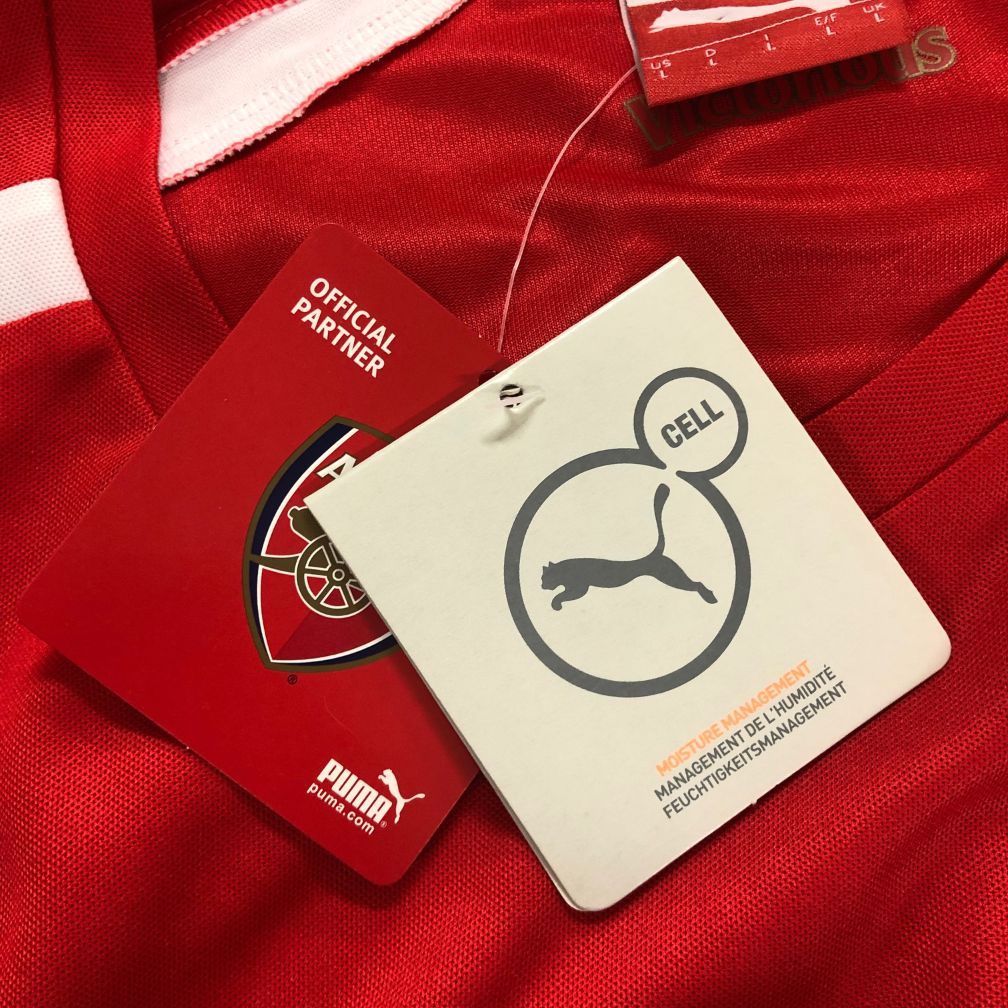 新品同様◆プーマ 半袖Tシャツ ユニフォーム アーセナル 2014/2015 ユニセックス サイズL PUMA 【AFB21】