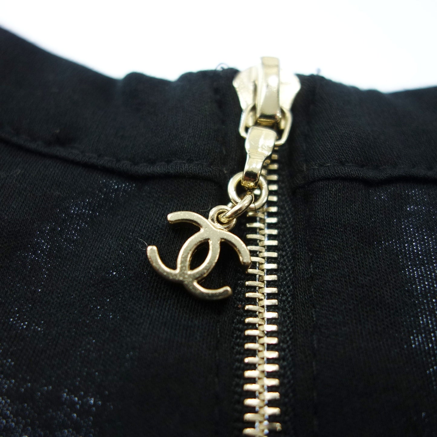 シャネル ノースリーブ カットソー トップス 09A クローバー シルク レディース 34 黒 CHANEL【AFB22】【中古】