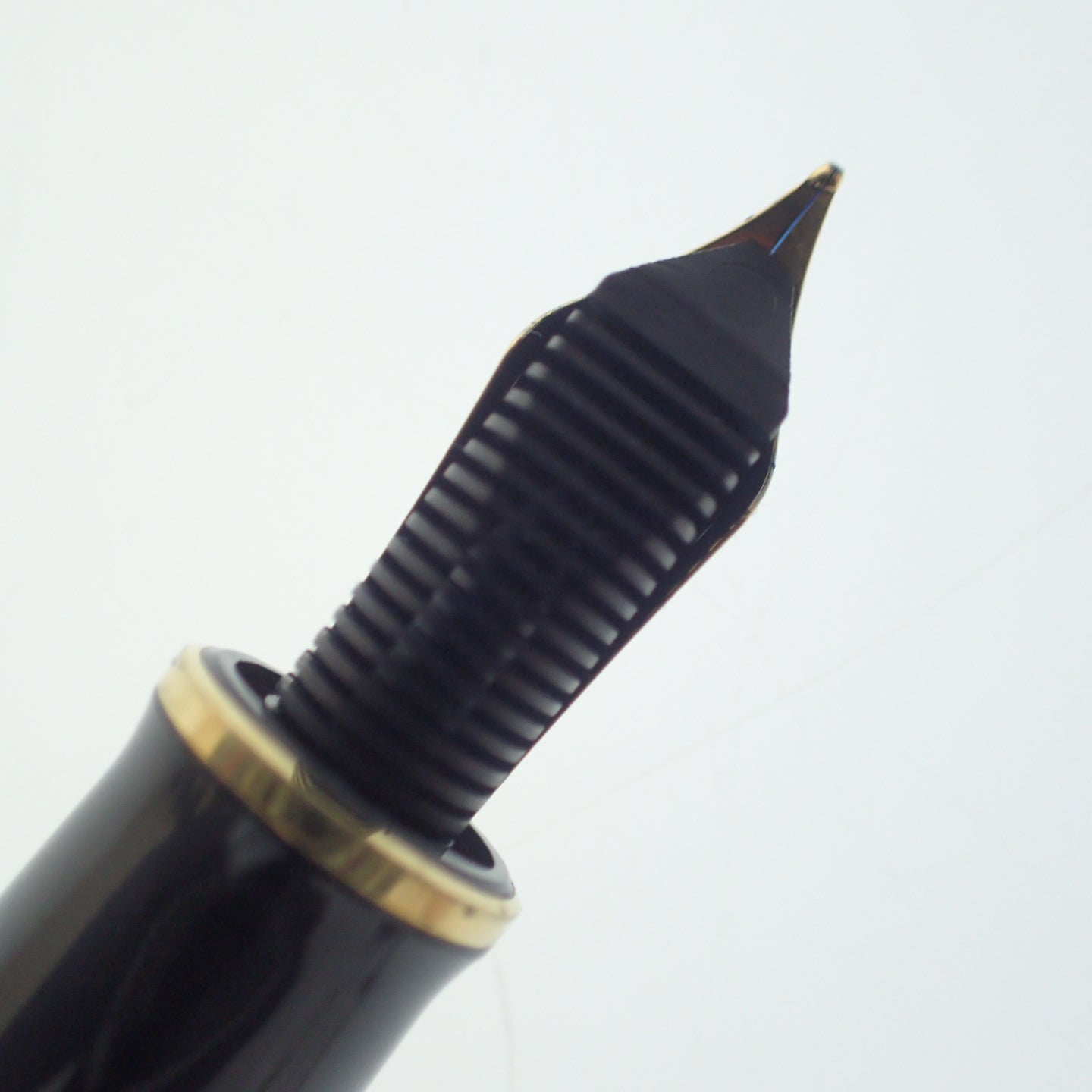 美品◆ペリカン 万年筆 M800 スーベレーン ペン先18C-750 F 縞 ブルー&ブラック系 PELIKAN SOUVERAN【AFI11】