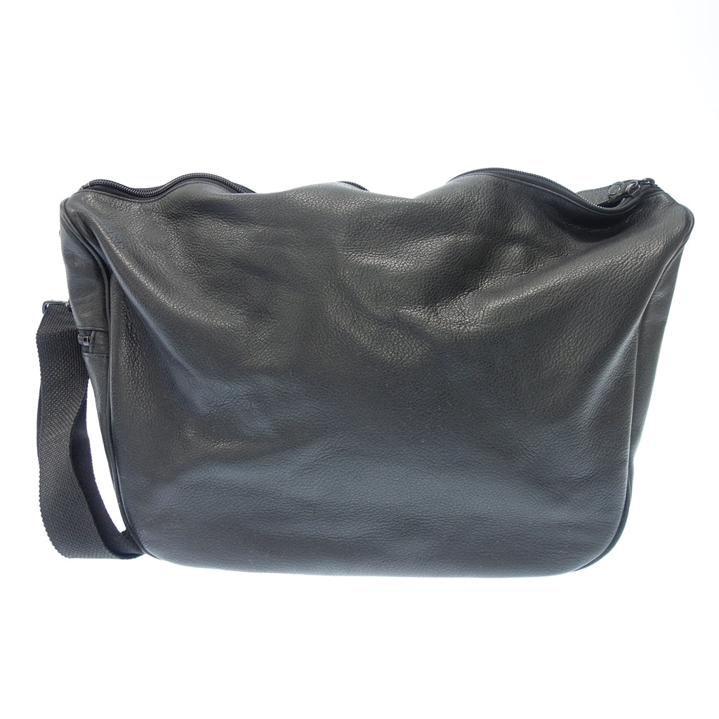 中古◆イッセイミヤケ ショルダーバッグ ブラック ISSEY MIYAKE【AFE6】