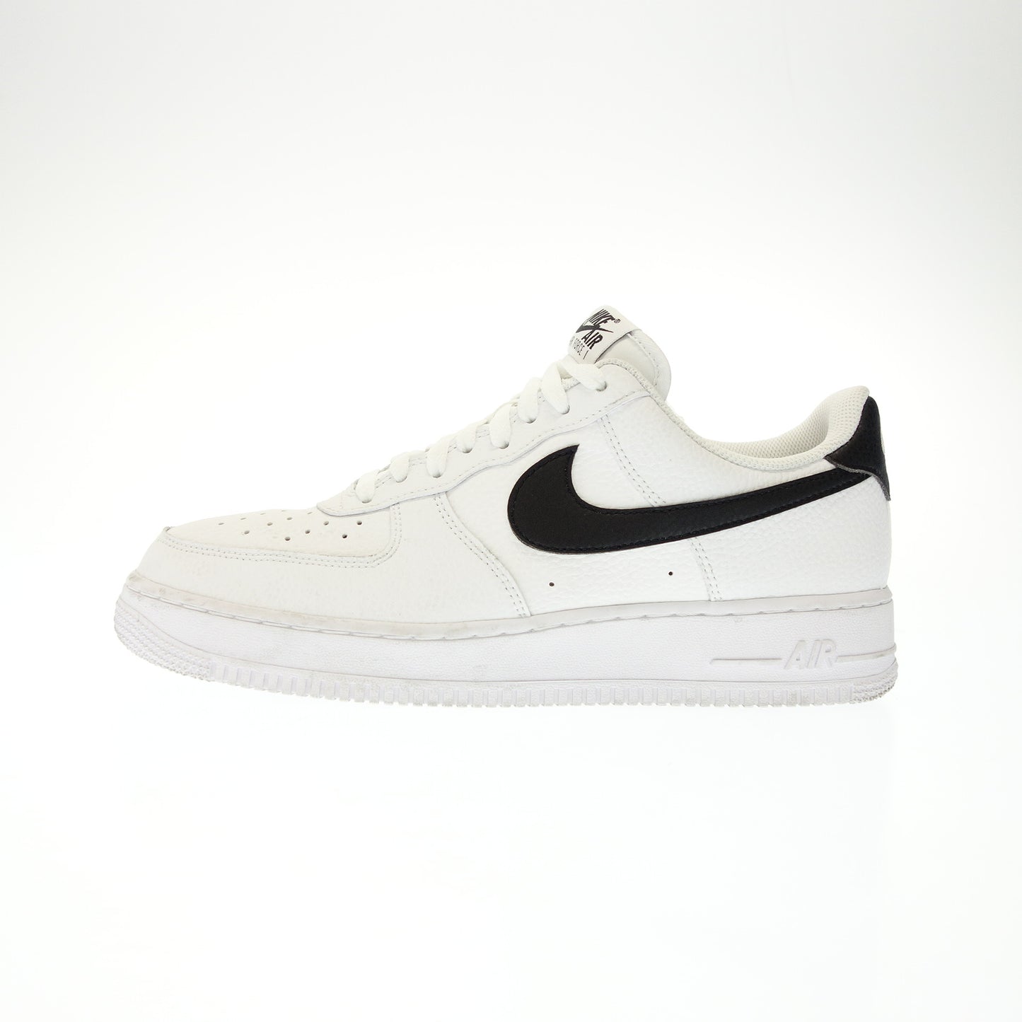 美品◆ナイキ スニーカー CT2302-100 エアフォース1 ’07 LOW メンズ 28.5 白 NIKE【AFC53】
