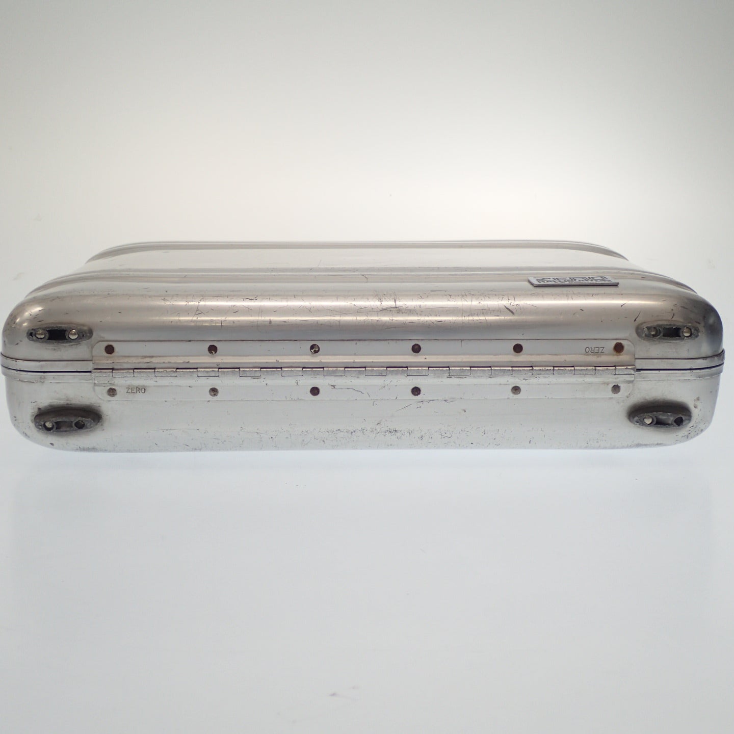 ゼロハリバートン アタッシュケース シルバー ZERO HALLIBURTON【AFB48】【中古】