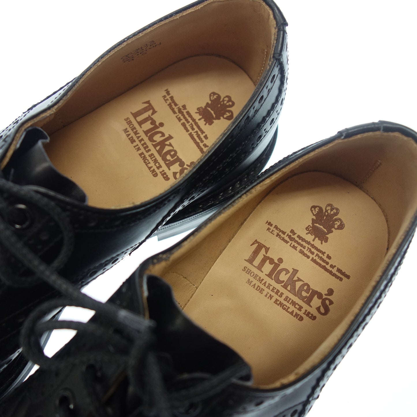 新品同様◆トリッカーズ バートン ブローグシューズ 5633/10 UK9 メンズ 黒 ウィングチップ BOURTON Tricker's【AFD7】