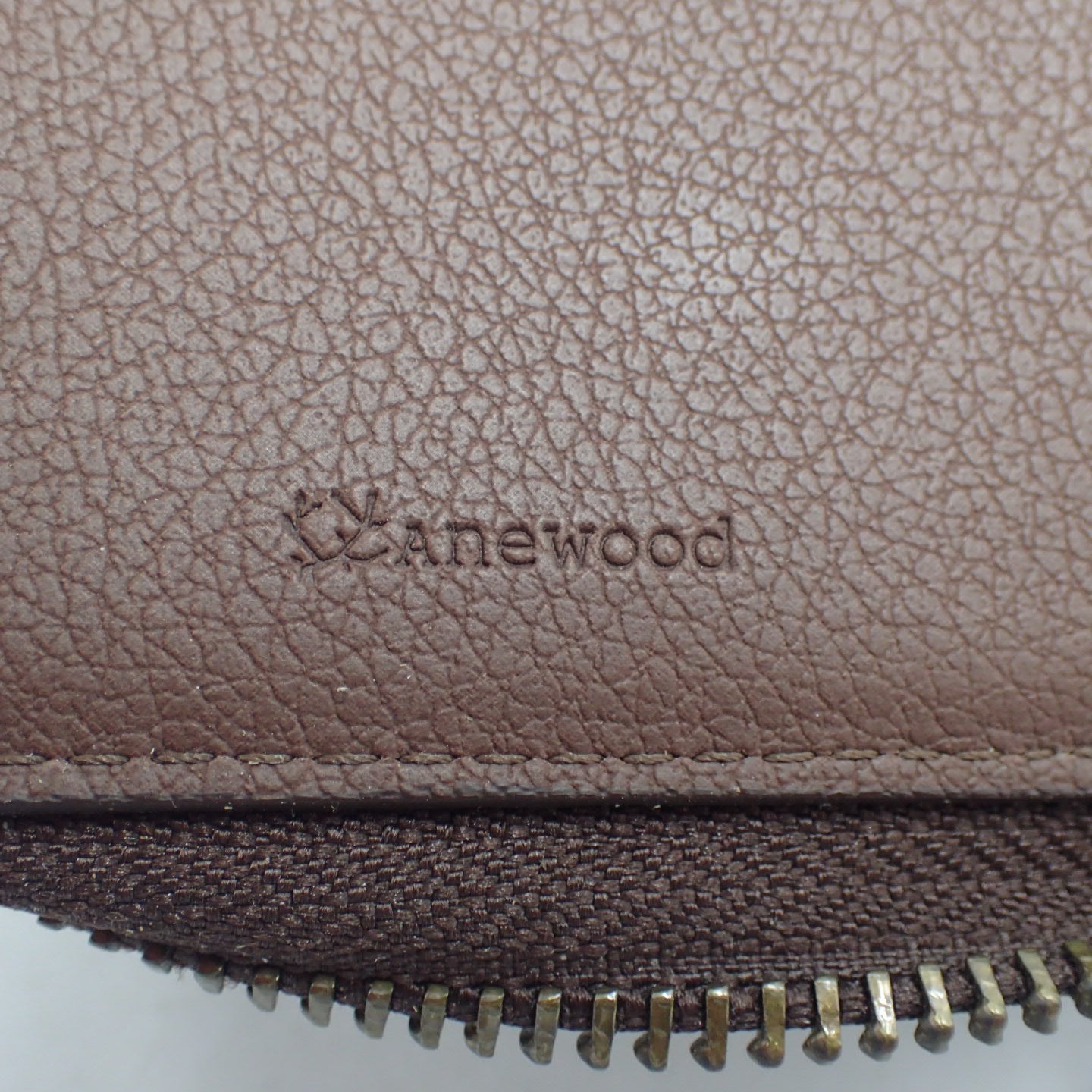 アニュウド 二つ折り財布 ラウンドジップ コルク AneWood【AFI11】【中古】